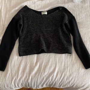 Black cropped sweater